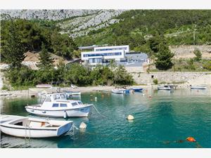 Villa Petra Omis, Größe 280,00 m2, Privatunterkunft mit Pool, Luftlinie bis zum Meer 35 m