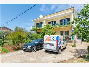 Апартаменты и Kомната Casa di Giulietta Sukosan (Zadar), квадратура 30,00 m2, Воздуха удалённость от моря 100 m