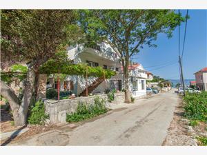 Appartement Midden Dalmatische eilanden,Reserveren  Stjepan Vanaf 66 €