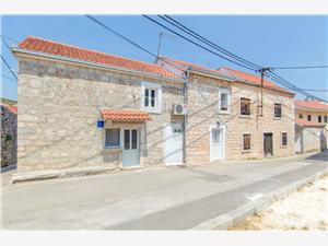 Apartment Split and Trogir riviera,Book  Jozo From 58 €