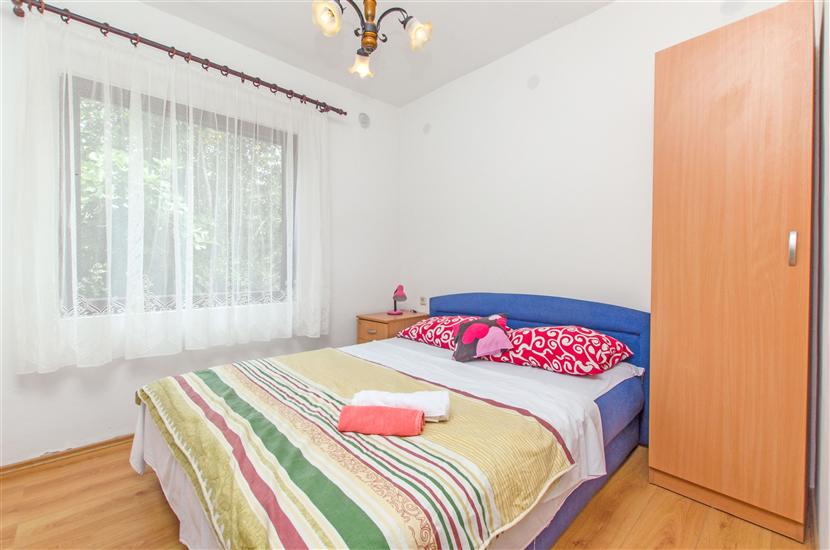 Apartment A5, for 5 persons