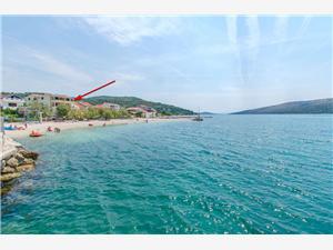 Accommodatie aan zee Split en Trogir Riviera,Reserveren  Tina Vanaf 57 €