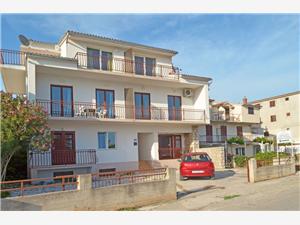 Namestitev ob morju Riviera Šibenik,Rezerviraj  Jere Od 50 €