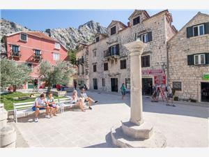 Appartement Split en Trogir Riviera,Reserveren  ZORICA Vanaf 18 €