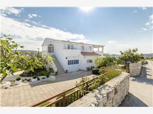 Appartement Split en Trogir Riviera,Reserveren  Siniša Vanaf 142 €