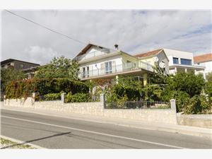Apartment Split and Trogir riviera,Book  Bilo From 92 €