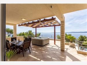 Ubytování u moře Split a riviéra Trogir,Rezervuj  view Od 5837 kč