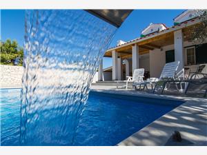 Villa Vesa Sevid, Kwadratuur 140,00 m2, Accommodatie met zwembad, Lucht afstand tot de zee 30 m