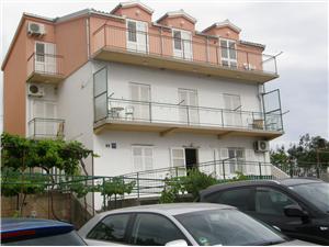 Appartement Sibenik Riviera,Reserveren  Joško Vanaf 90 €