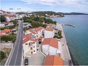 Apartment North Dalmatian islands,Book  Hrvoje From 62 €