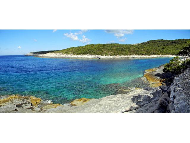 Plaža Srebrna - otok Vis | Plaže u Hrvatskoj