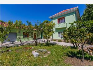 Appartement Split en Trogir Riviera,Reserveren  Jelen Vanaf 85 €