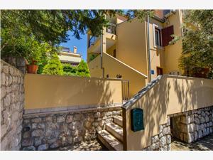 Apartment Kvarners islands,Book  Emma From 113 €