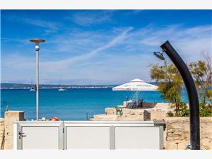 Beachfront accommodation North Dalmatian islands,Book  Mare From 140 €