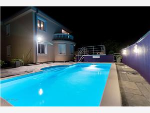 Hébergement avec piscine Riviera de Rijeka et Crikvenica,Réservez  CECA De 368 €