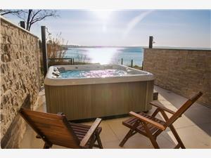 Accommodatie aan zee Zadar Riviera,Reserveren  Palme Vanaf 358 €