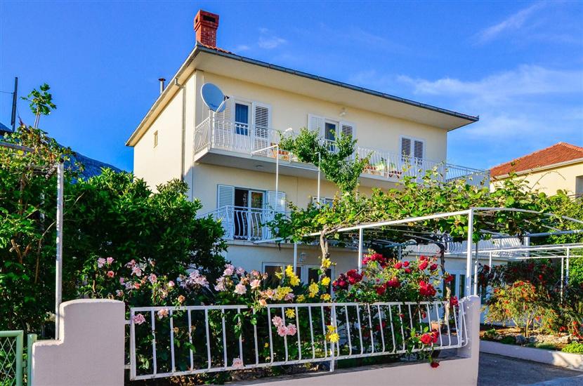 Apartmaji Marina