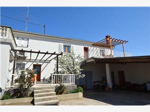 Apartment Kvarners islands,Book  Stela From 64 €