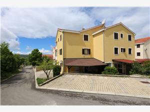 Appartement Bensak Klimno - eiland Krk, Kwadratuur 48,00 m2, Lucht afstand naar het centrum 350 m