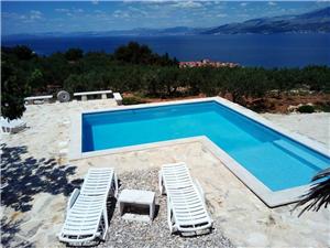 Hus GLAVICA Postira - ön Brac, Storlek 88,00 m2, Privat boende med pool, Luftavståndet till centrum 450 m