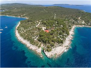 Location en bord de mer Les iles de la Dalmatie centrale,Réservez  Dvori De 600 €