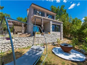 Beachfront accommodation Rijeka and Crikvenica riviera,Book  Goldy From 125 €