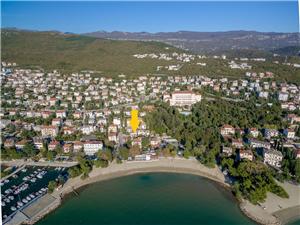 Apartmán RIKY Rijeka a Riviéra Crikvenica, Prostor 55,00 m2, Vzdušní vzdálenost od moře 40 m, Vzdušní vzdálenost od centra místa 700 m