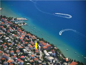 Apartmaji Lončarić Crikvenica, Kvadratura 40,00 m2, Oddaljenost od morja 100 m