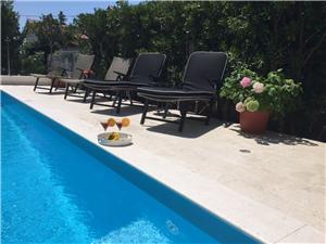 Soukromé ubytování s bazénem Split a riviéra Trogir,Rezervuj  Olivia Od 2063 kč