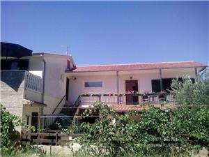 Apartmaji AB Pirovac Pirovac, Kvadratura 45,00 m2, Oddaljenost od centra 450 m