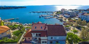 Апартаменты - Petrcane ( Zadar )