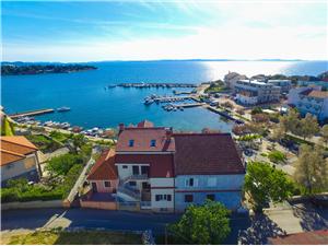 Boende vid strandkanten Zadars Riviera,Boka  IVKA Från 966 SEK