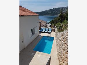 House Josin san Vinisce, Size 106.00 m2, Accommodation with pool, Airline distance to the sea 50 m