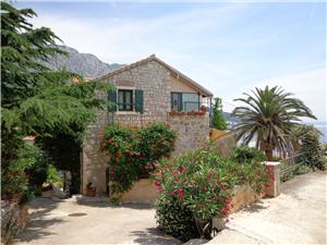 Apartments Peric Dalmatia, Stone house, Size 68.00 m2, Airline distance to the sea 200 m