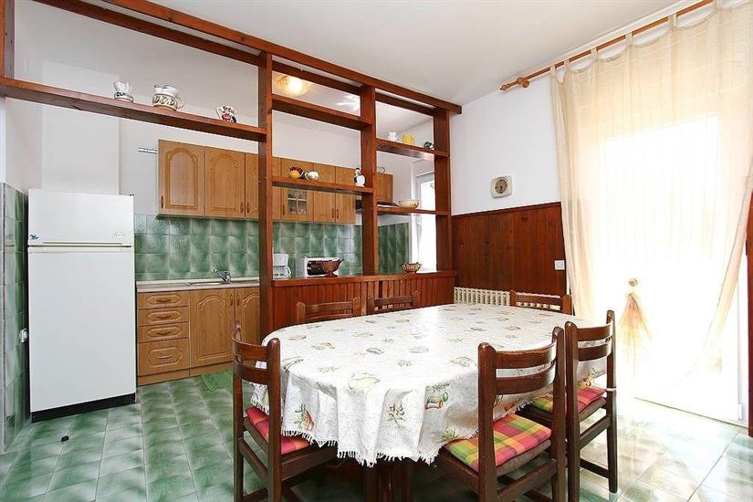 Apartment A1, for 8 persons