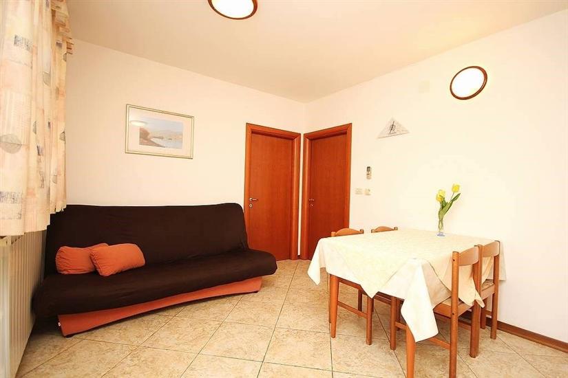 Apartment A2, for 5 persons