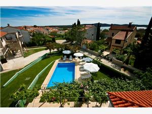 Alloggi con piscina l’Istria Blu,Prenoti  Macan Da 79 €