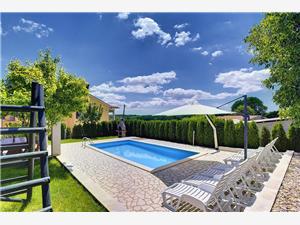 Accommodation with pool Green Istria,Book  Semy From 156 €