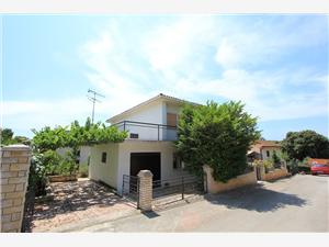 Dovolenkové domy Modrá Istria,Rezervujte  393 Od 237 €