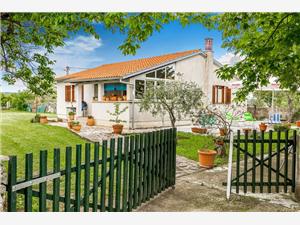 Holiday homes Blue Istria,Book  Marlu From 117 €