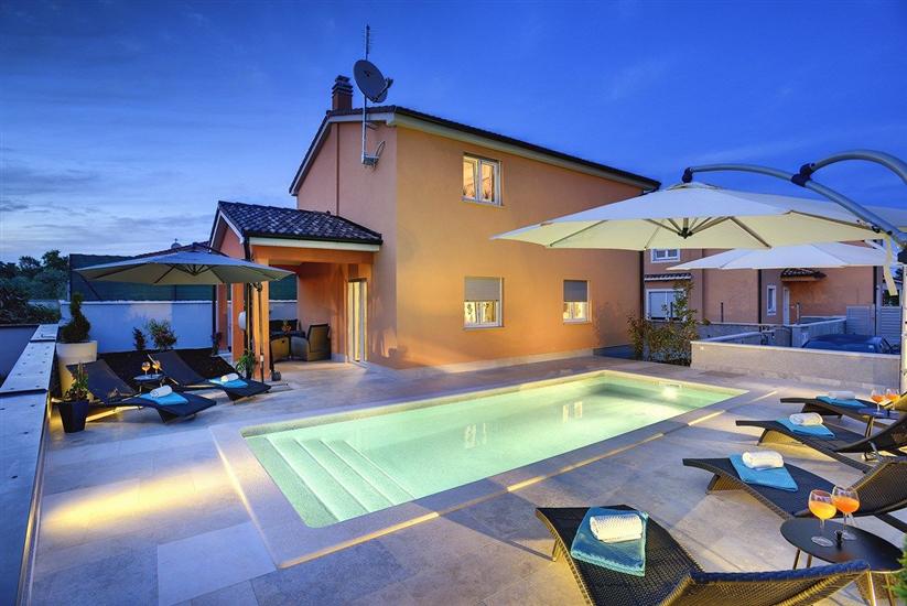 Casa Jadreški