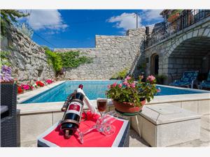 Maison Villa Ljuba Kvarner, Maison de pierres, Superficie 180,00 m2, Hébergement avec piscine