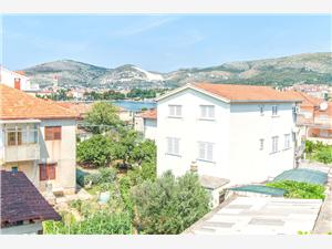 Beachfront accommodation Split and Trogir riviera,Book  Coce From 71 €