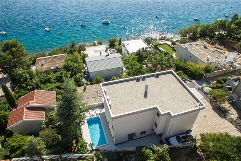Apartment Perla