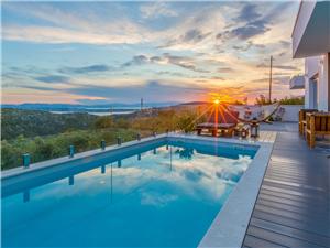 Ferienhäuser Riviera von Rijeka und Crikvenica,Buchen  ENY Ab 371 €