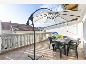 Ferienwohnung Riviera von Split und Trogir,Buchen  Marija Ab 60 €
