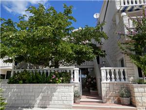 Beachfront accommodation Sibenik Riviera,Book  Hrgovic From 18 €