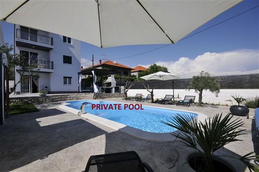 Unterkunft Ferienwohnung Porto 481 Seget Donji Unterkunft Riviera Von Split Und Trogir