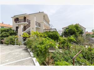 Appartamento Riviera di Šibenik (Sebenico),Prenoti  Damir Da 100 €