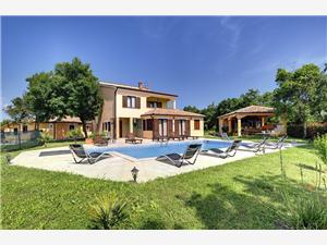 Accommodation with pool Green Istria,Book  Fatima From 512 €